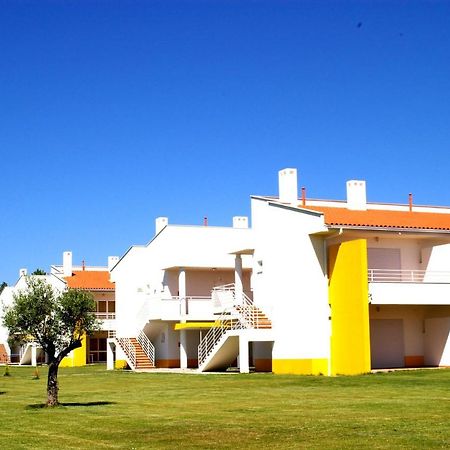Aldeamento Turistico De Palmela Hotel Cajados Luaran gambar