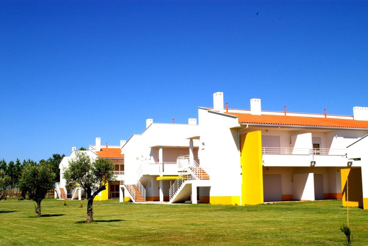Aldeamento Turistico De Palmela Hotel Cajados Luaran gambar
