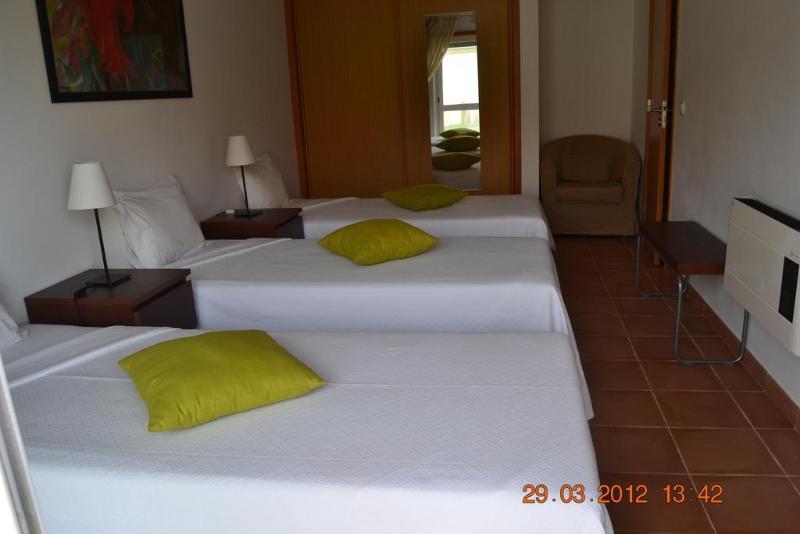 Aldeamento Turistico De Palmela Hotel Cajados Luaran gambar